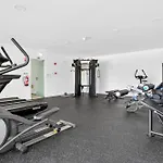 Vista Luxury Apartment *