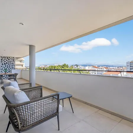 Vista Luxury *
